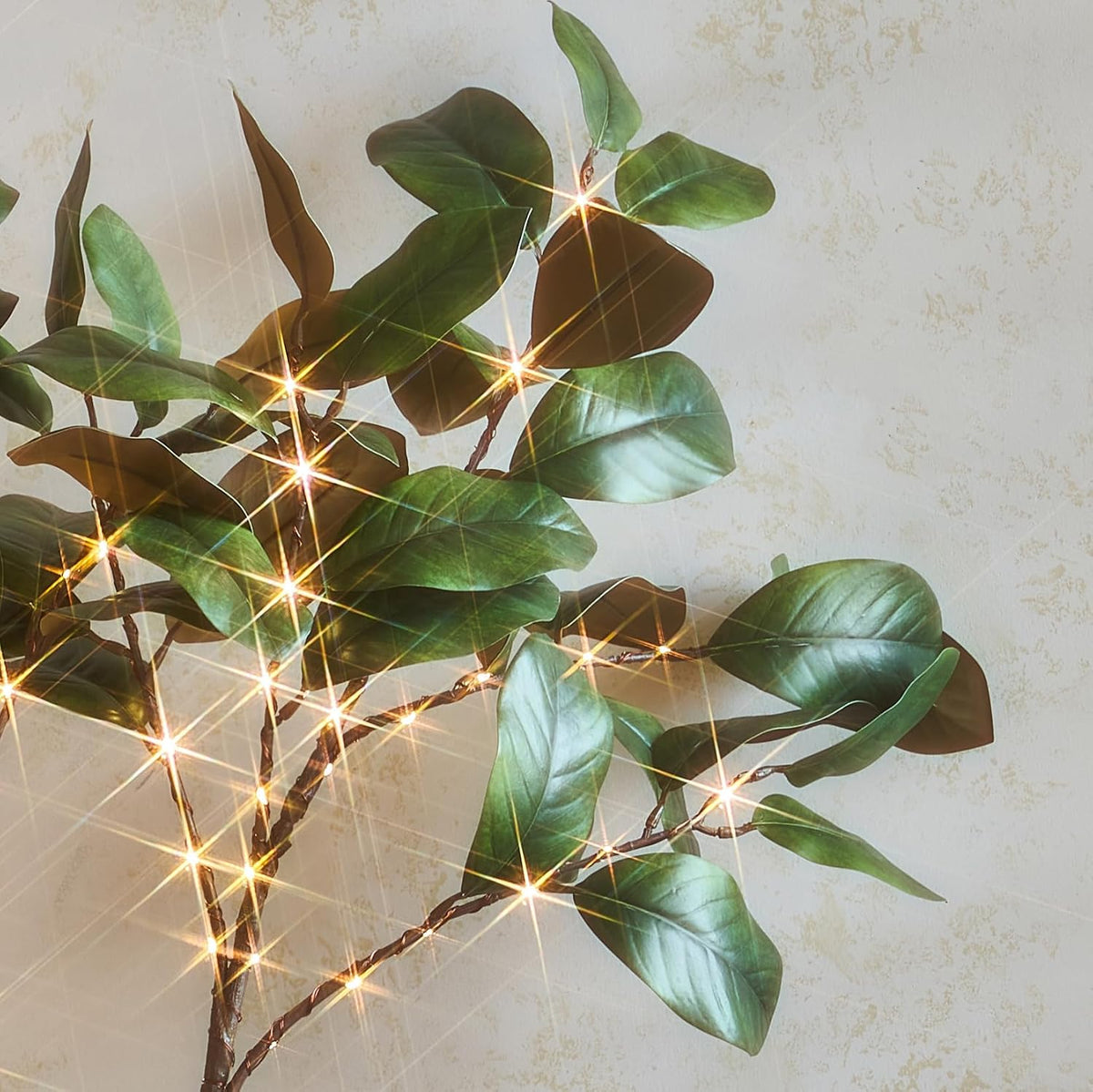 Lighted Magnolia Tree 6FT 280 LED Fairy Lights, Faux Plant Tree with Lights for Indoor Outdoor Wedding Room Spring Decoration