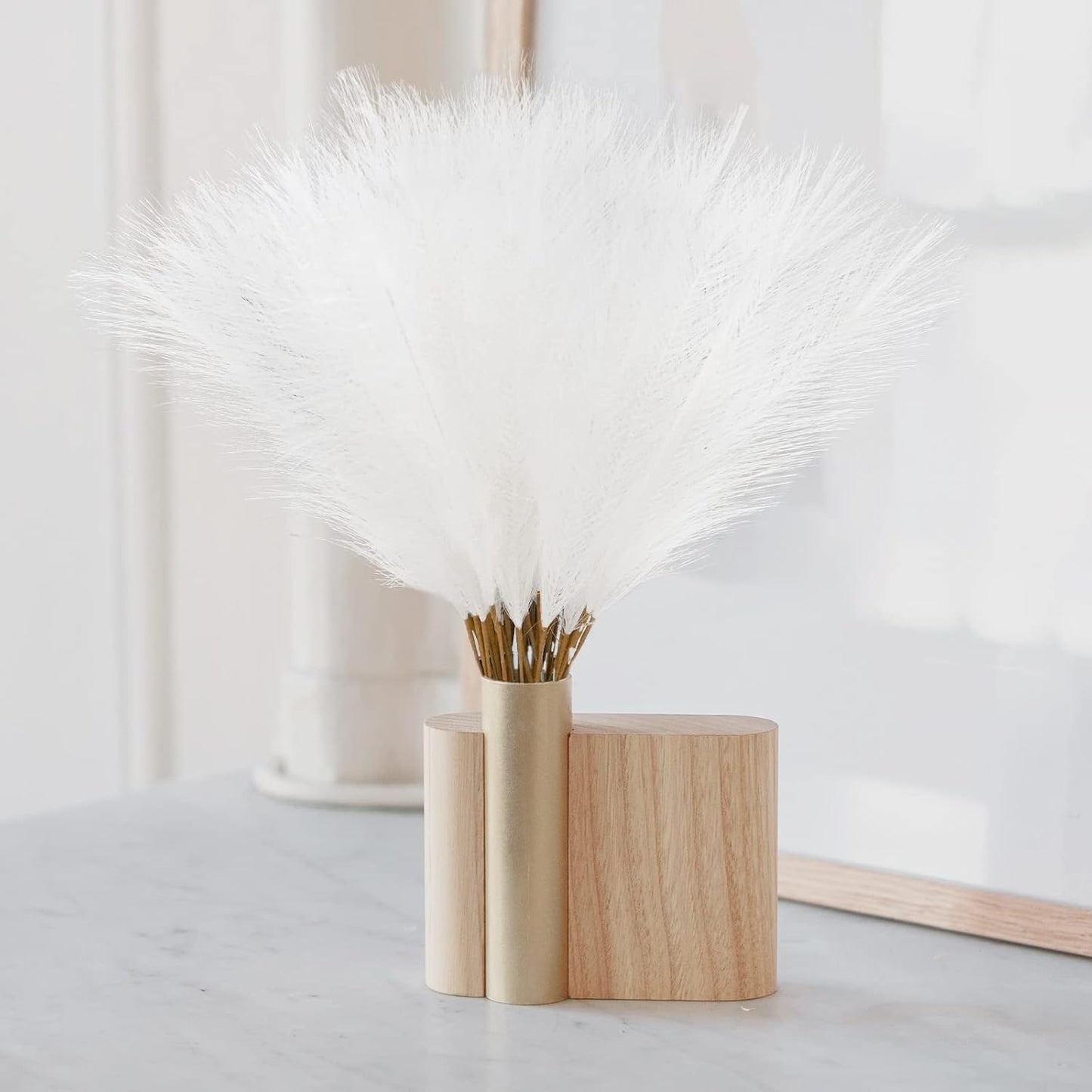 obbsie 50PCS Faux Pampas Grass, 21.6" Short Artificial Pompous Grass Floral Fake Pompas Grass Branches Vase Filler Flower Arrangement for Home Wedding Boho Decor, Beige