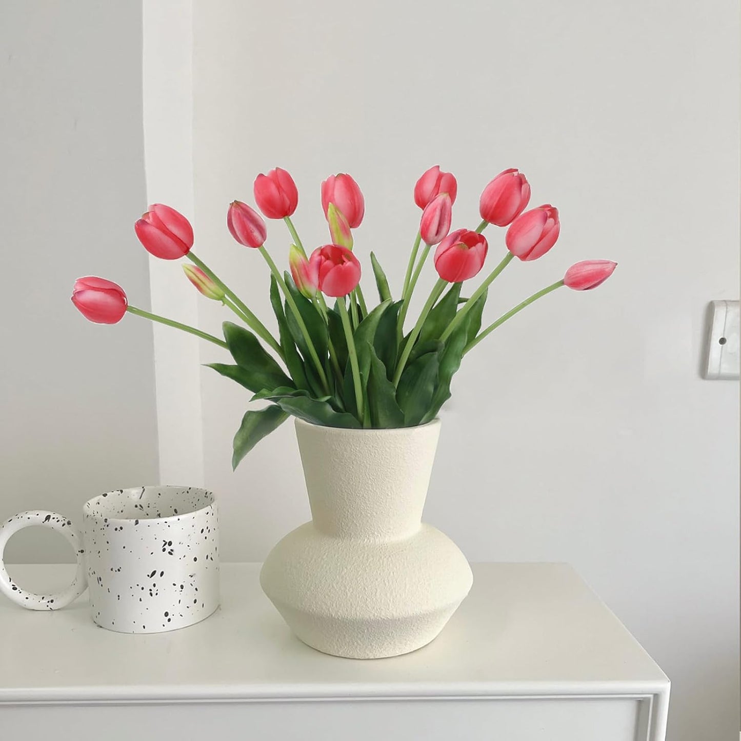 15 Pcs White Artificial Tulips Fake Flowers, Premium Latex Lifelike Texture, UV Resistant Waterproof Faux Tulip Bouquets with Snap-on Petals for Outdoor, Home, Wedding Decor
