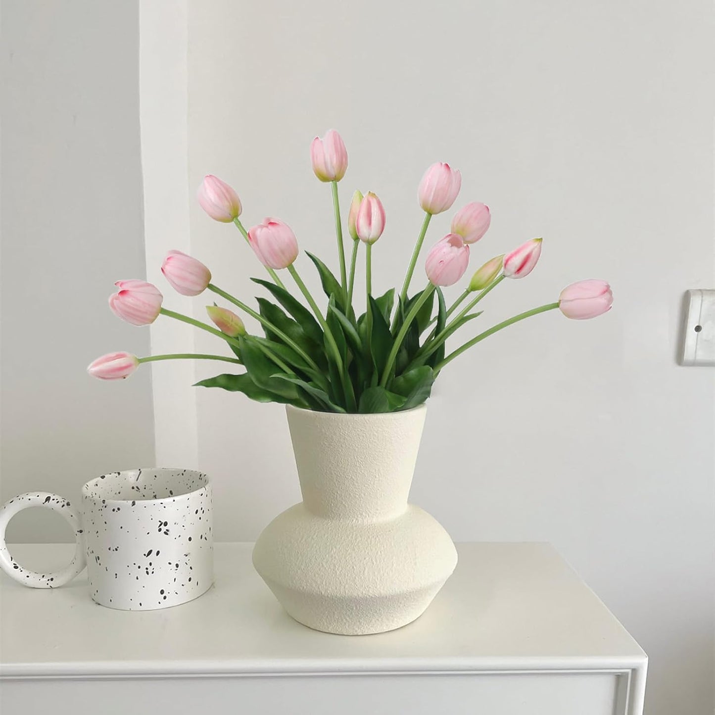 15 Pcs White Artificial Tulips Fake Flowers, Premium Latex Lifelike Texture, UV Resistant Waterproof Faux Tulip Bouquets with Snap-on Petals for Outdoor, Home, Wedding Decor
