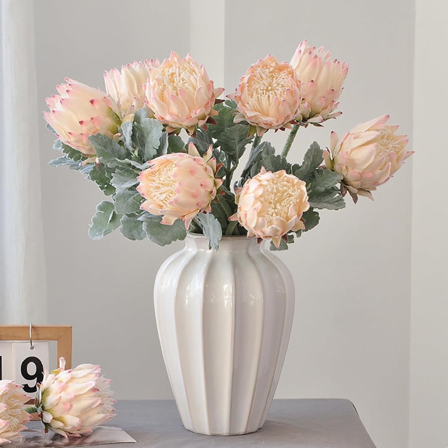 4 Piece Artificial King Protea Flower Tropical Flowers Bouquet Spring Fake Protea Cynaroides Flower Arrangements Silk Flower Bouquet for Wedding Table Centerpiece Decor