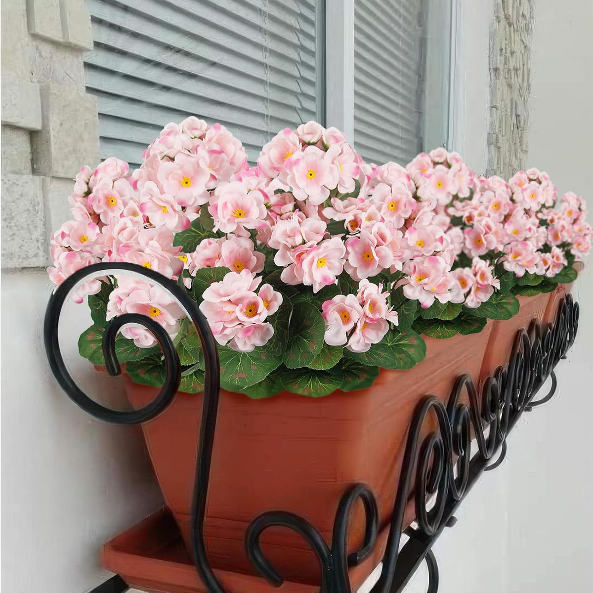 3 Pcs Artificial Geraniums Flowers Silk Geraniums for Outdoors UV Resistant Pink Artificial Geranium Bush Faux Flowers Plant for Planter Garden Home Decor Indoor Patio Vase Table Centerpiece
