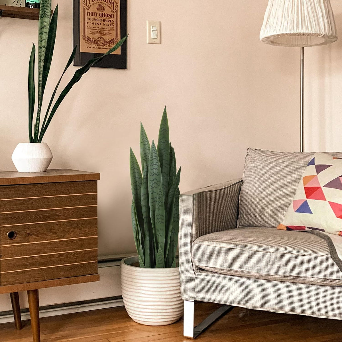 Garden 3ft Artificial Snake Plant Fake Sansevieria Indoor Outdoor, 28 Thick Leaves Lifelike Faux Silk Plant, Home Decor Mother in Law Tongue Plant 35in, with Black pot & Dry Moss Included, Green