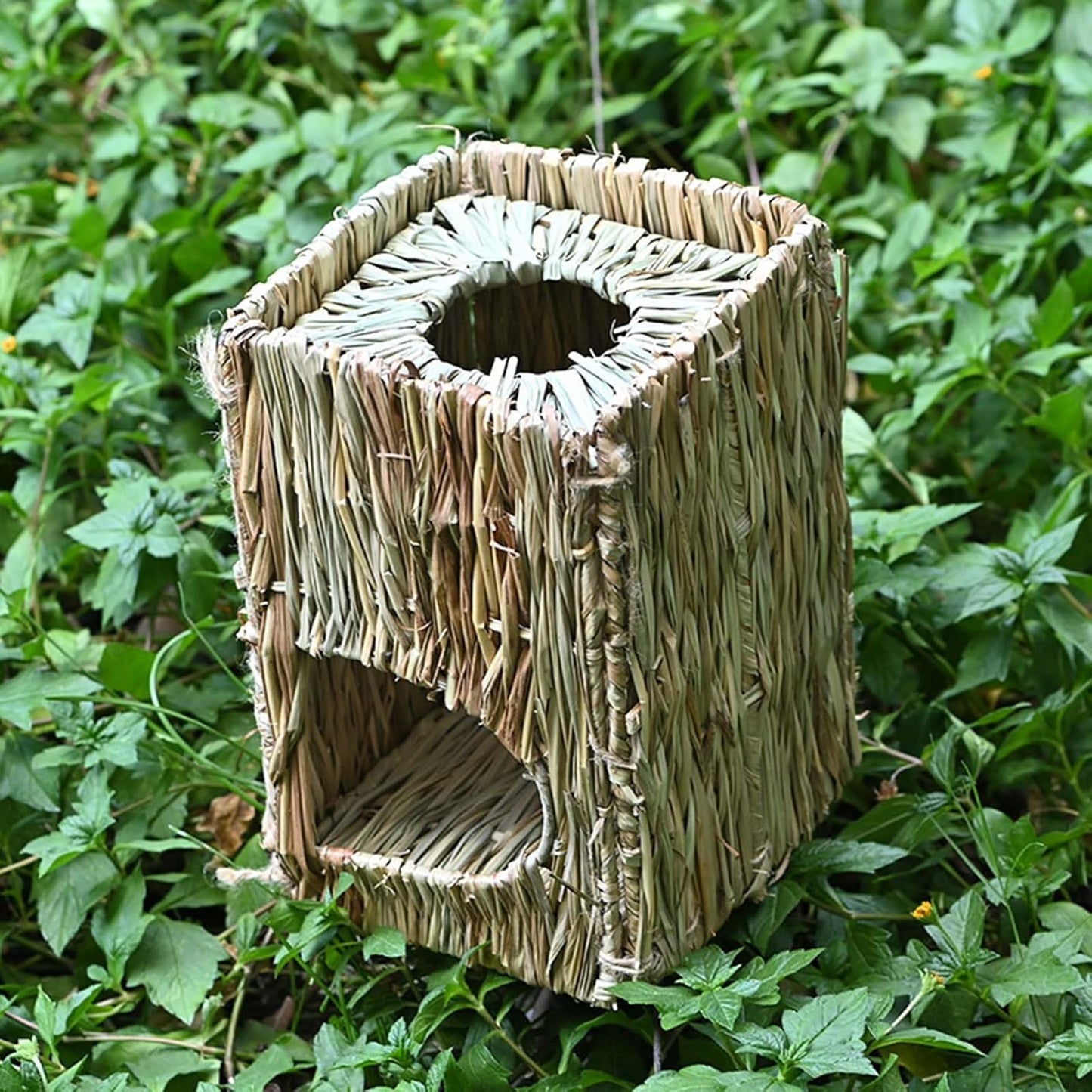 Foldable Grass Woven Animal Hut Bunny House Play Hideaway Bed Mat Chew Toy for Rabbit Guinea Pigs Gerbils Hamster (12"x8"x8")