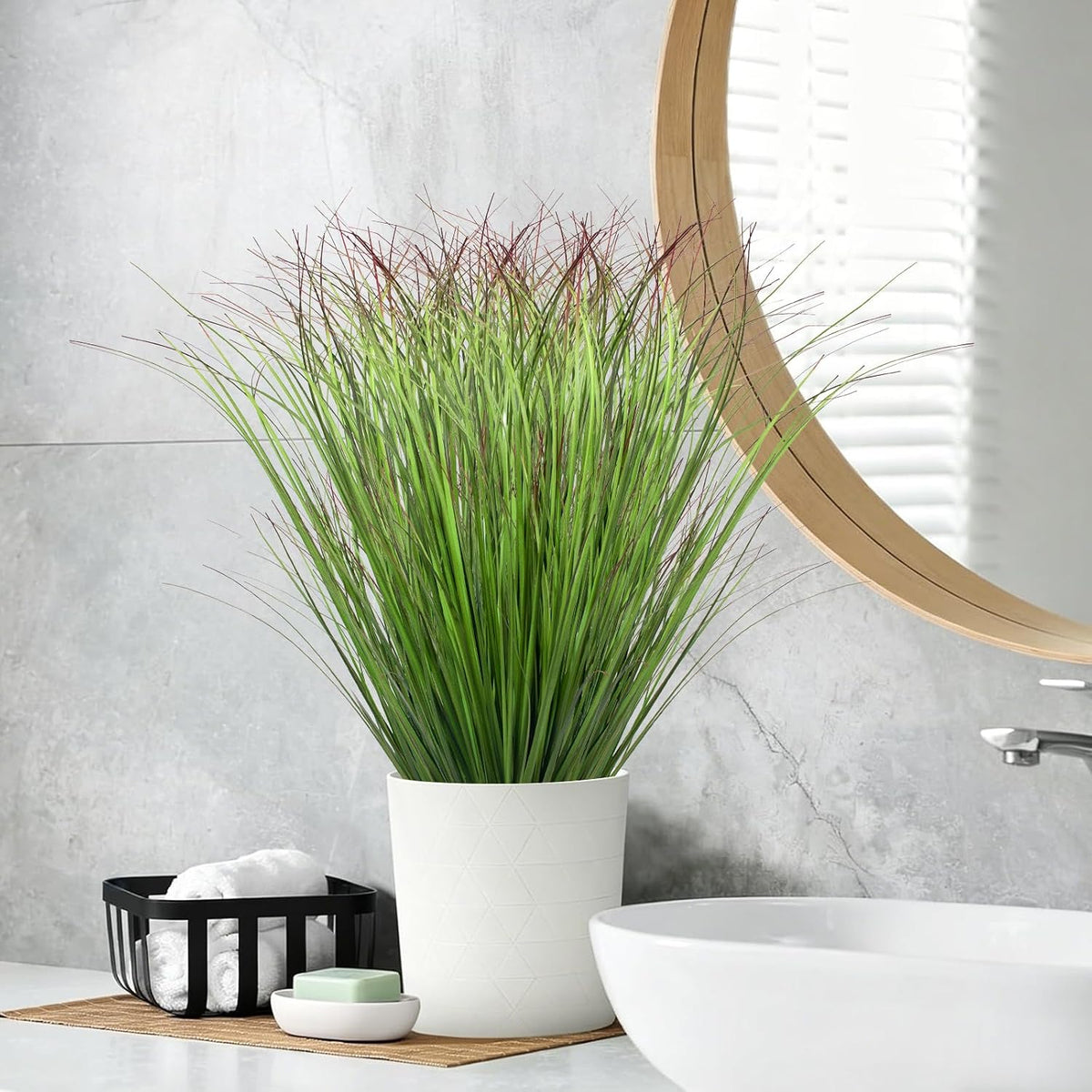 Artificial Grass Plants Outdoor - UV Resistant Tall Onion Grass Fake Grass Filler, Wheat Grass Greenery Stems for Indoor Outdoor Vase Planters Home Porch Decor（Green Red Tail）