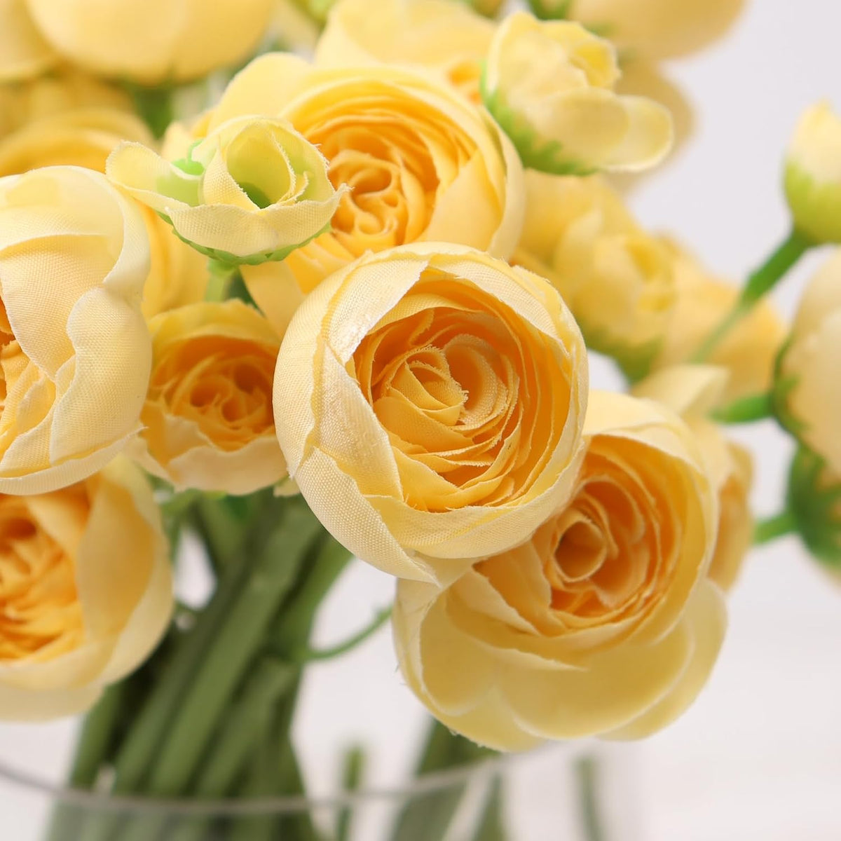 18 Pcs Ranunculus Artificial Fake Plants Flowers,White Faux Silk Mini Flowers for DIY Bouquets Bulk Faux Wedding Filler Home Centerpieces Arrangements Bridal Christmas Decorations